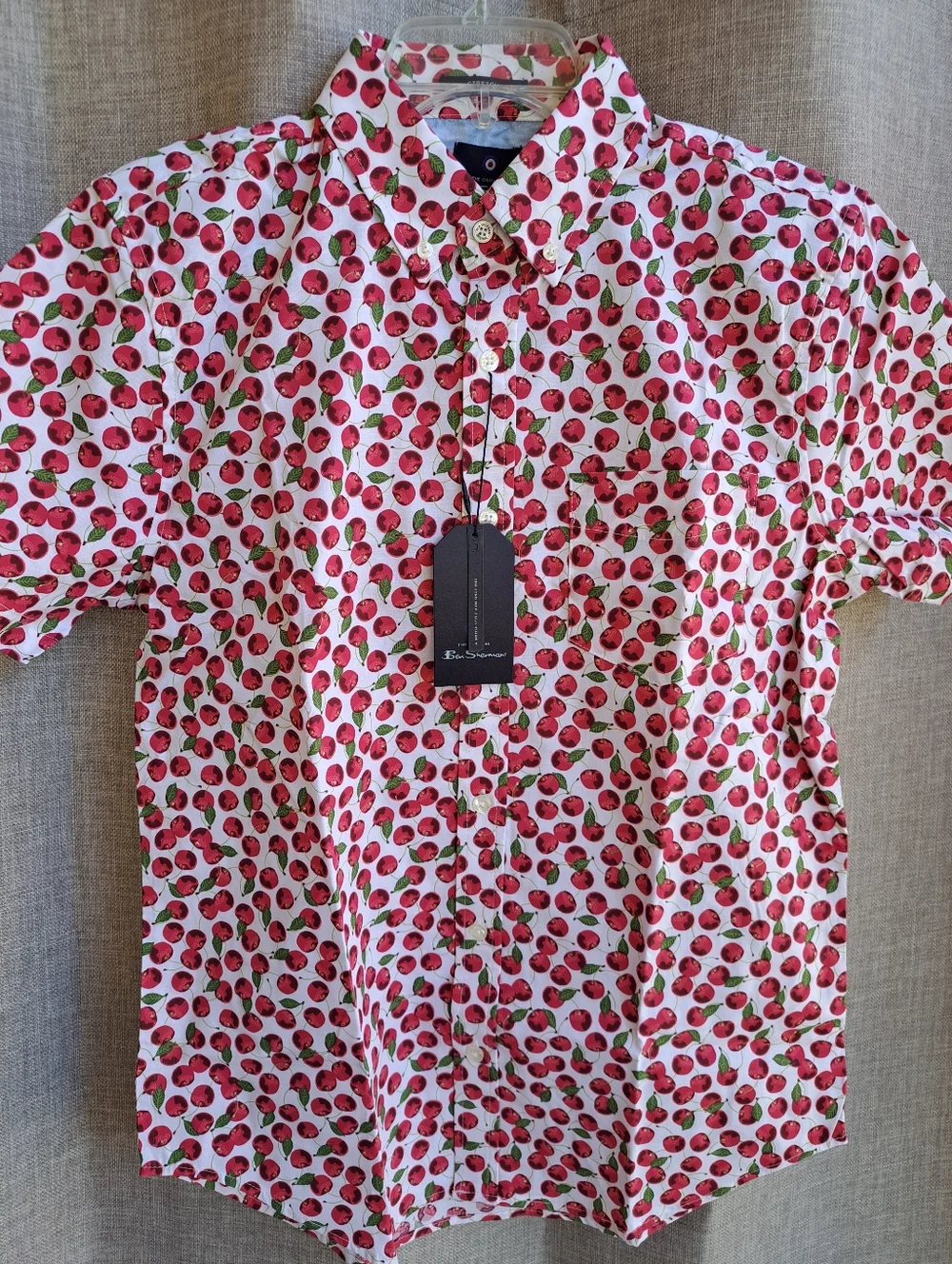Nwt Ben Sherman Button Front Short Sleeve Shirt Cherry Pattern Stretch Men Sz S - Picture 2 of 9